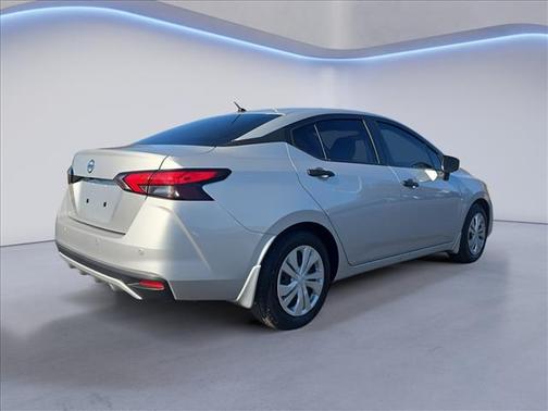 2020 Nissan Versa 1.6 S