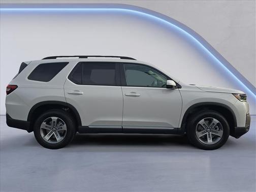 Platinum White Pearl 2026 Honda Pilot EX-L