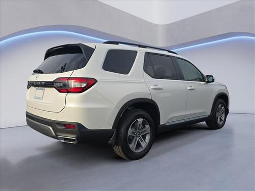 Platinum White Pearl 2026 Honda Pilot EX-L