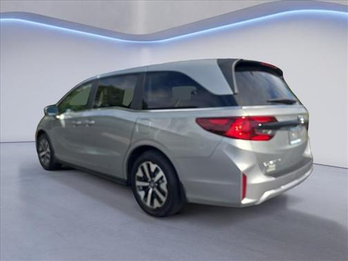 Solar Silver Metallic 2027 Honda Odyssey EX-L