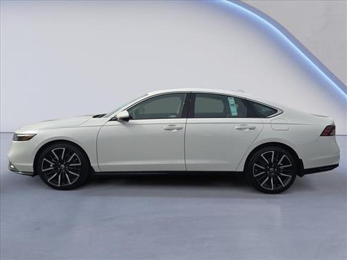 Platinum White Pearl 2026 Honda Accord Hybrid Touring