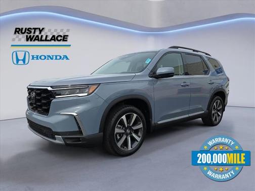 2025 Honda Pilot Touring 8-Passenger