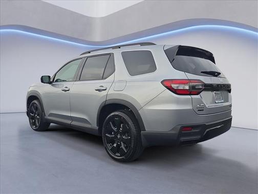 Solar Silver Metallic 2026 Honda Pilot Black Edition