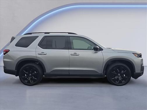 Solar Silver Metallic 2026 Honda Pilot Black Edition