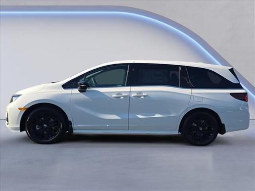 Platinum White Pearl 2026 Honda Odyssey Sport-L