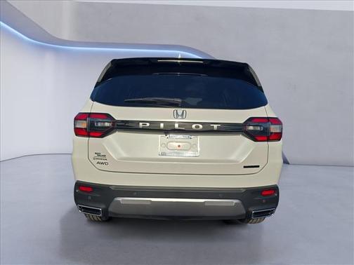 2026 Honda Pilot Touring 8-Passenger