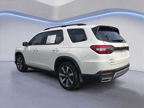 Platinum White Pearl 2025 Honda Pilot Elite