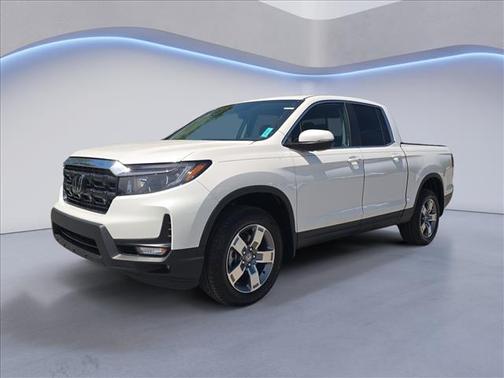 Platinum White Pearl 2026 Honda Ridgeline RTL