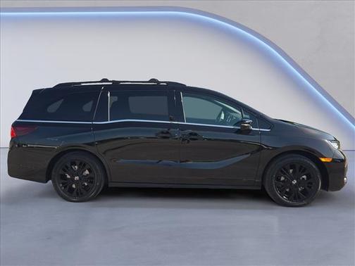 Crystal Black Pearl 2025 Honda Odyssey Sport-L