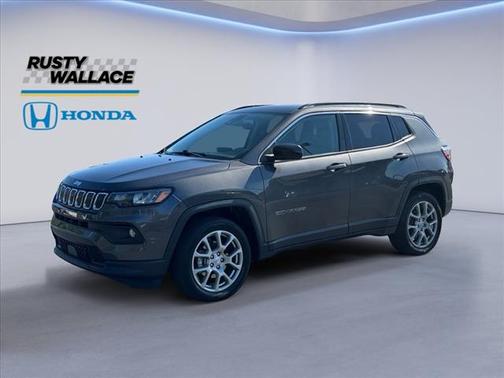 2022 Jeep Compass Latitude Lux