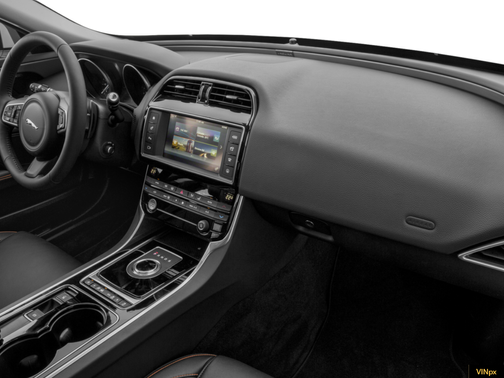 2017 Jaguar XE 35t Premium