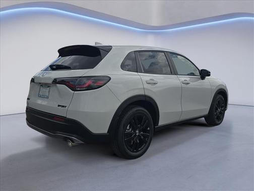 Platinum White Pearl 2027 Honda HR-V Sport