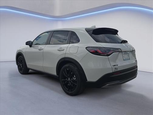 Platinum White Pearl 2027 Honda HR-V Sport