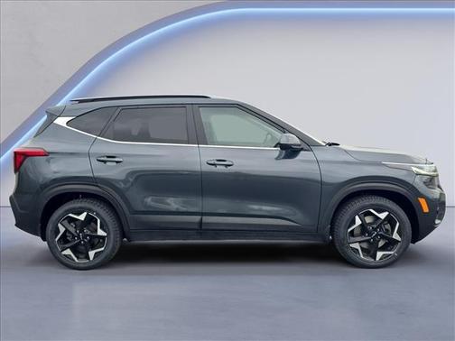 Gravity Gray 2024 Kia Seltos EX