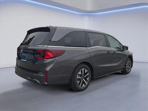 Modern Steel Metallic 2026 Honda Odyssey EX-L