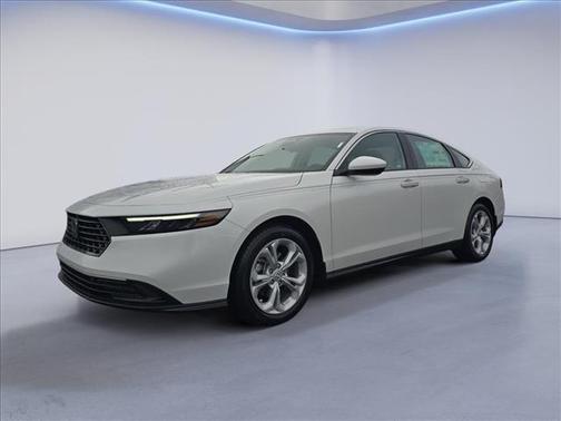 Platinum White Pearl 2025 Honda Accord LX 1.5T