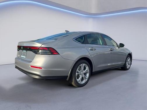 2025 Honda Accord LX 1.5T