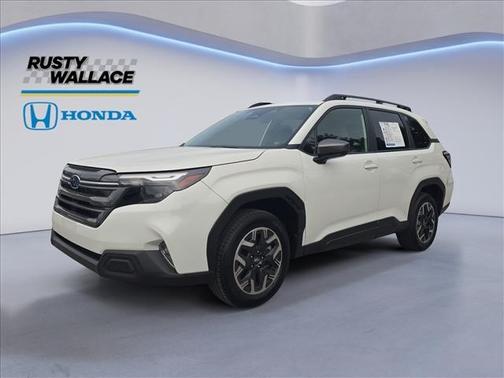 Crystal White Pearl 2025 Subaru Forester Premium