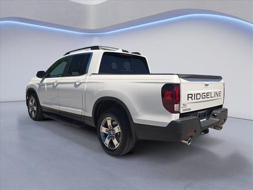 Platinum White Pearl 2026 Honda Ridgeline RTL