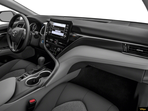 2024 Toyota Camry Hybrid XLE