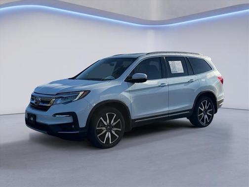 2022 Honda Pilot Touring 8-Passenger
