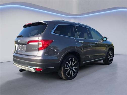 2020 Honda Pilot Touring 8-Passenger