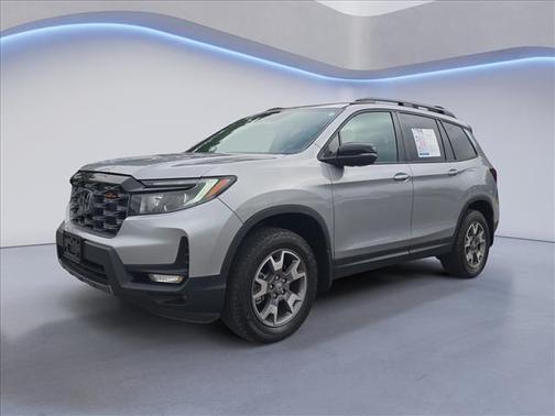 Lunar Silver Metallic 2023 Honda Passport AWD TrailSport