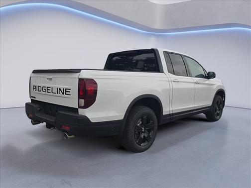 Platinum White Pearl 2026 Honda Ridgeline Black