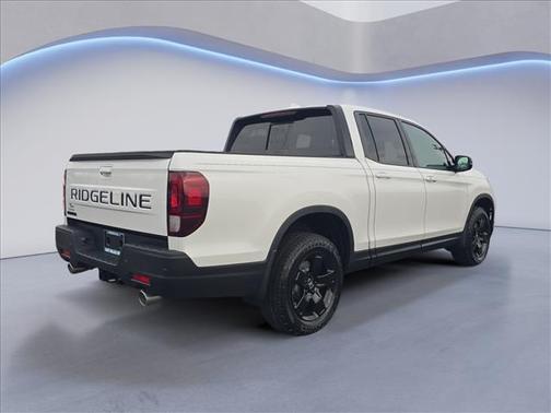 Platinum White Pearl 2026 Honda Ridgeline Black