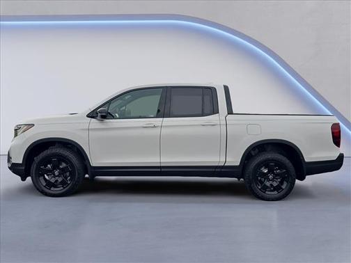 Platinum White Pearl 2026 Honda Ridgeline Black