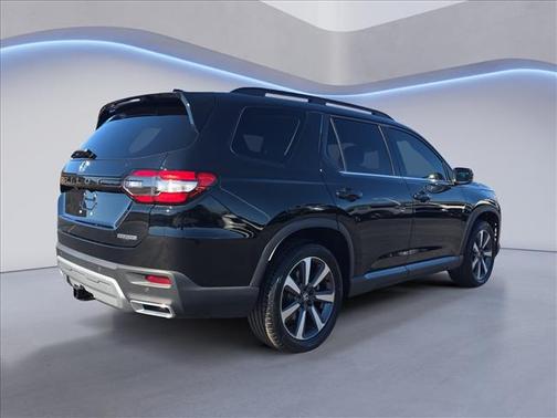 2024 Honda Pilot Touring 8-Passenger