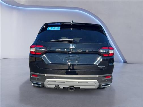 2024 Honda Pilot Touring 8-Passenger