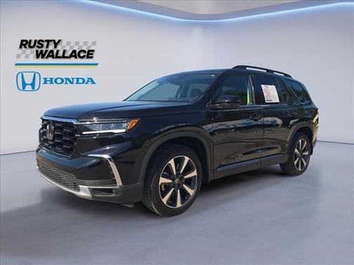 Crystal Black Pearl 2024 Honda Pilot Elite