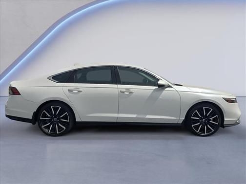 Platinum White Pearl 2023 Honda Accord Hybrid Touring