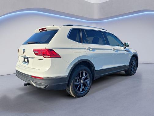 Pure White 2024 Volkswagen Tiguan 2.0T SE 4MOTION
