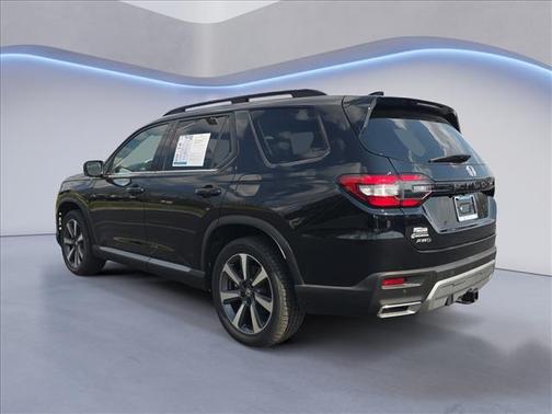 Crystal Black Pearl 2022 Honda Pilot AWD Special Edition