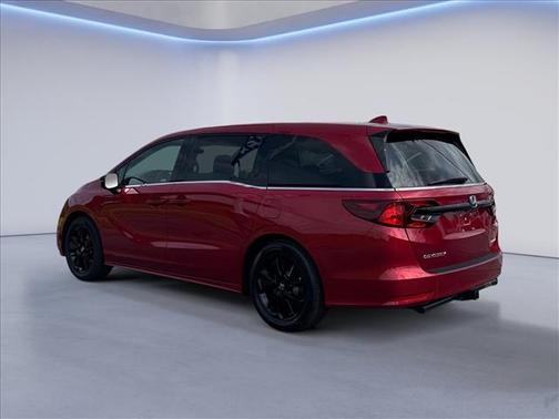 Radiant Red Metallic II 2024 Honda Odyssey Sport