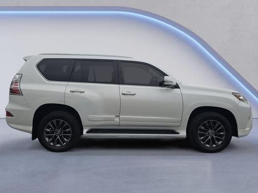 Starfire Pearl 2018 Lexus GX 460 Luxury