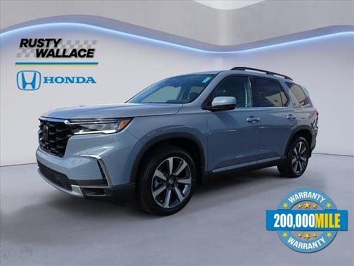 2025 Honda Pilot Touring 8-Passenger
