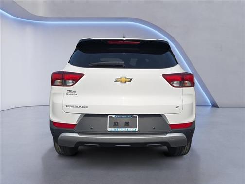 Summit White 2022 Chevrolet Trailblazer LT