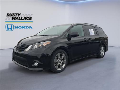 2011 Toyota Sienna SE
