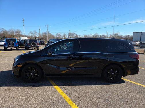 2023 Honda Odyssey Sport
