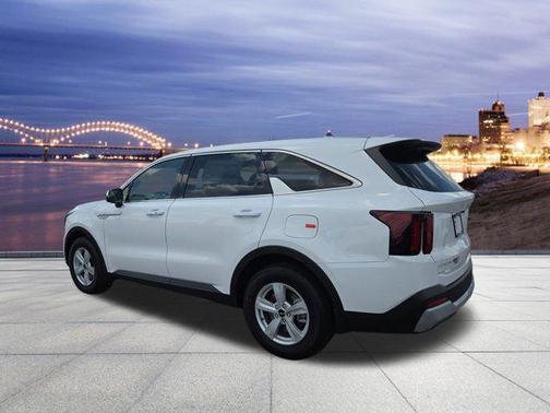2025 Kia Sorento LX