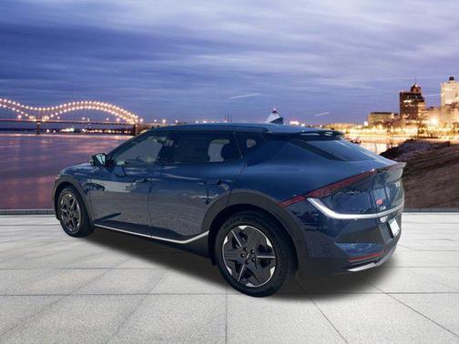 2025 Kia EV6 Light Long Range