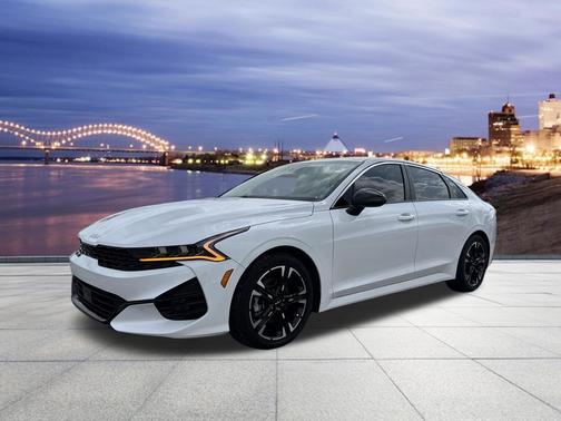 Glacial White Pearl 2023 Kia K5 GT-Line