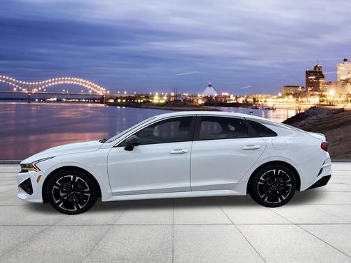 Glacial White Pearl 2023 Kia K5 GT-Line