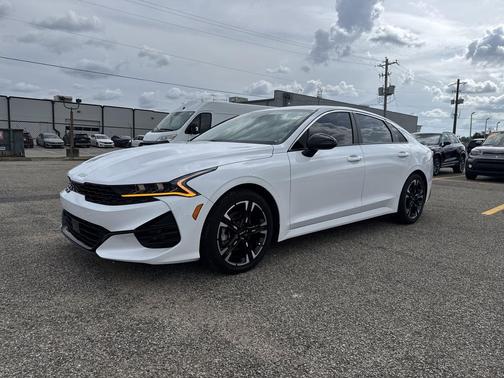 Glacial White Pearl 2023 Kia K5 GT-Line