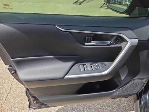 Midnight Black Metallic 2019 Toyota RAV4 XLE Premium