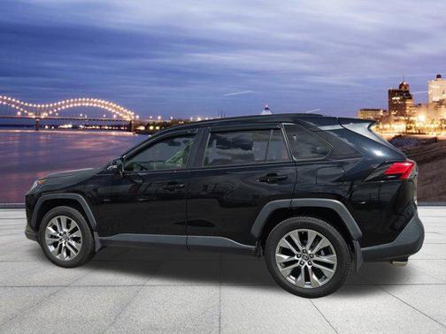 Midnight Black Metallic 2019 Toyota RAV4 XLE Premium