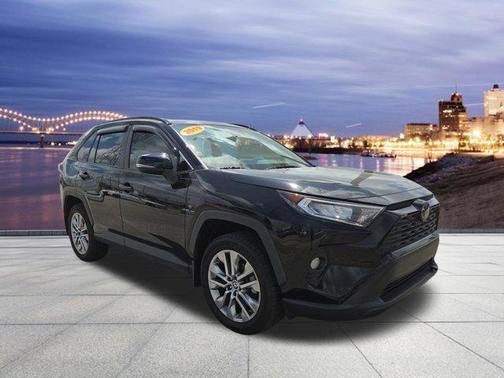 Midnight Black Metallic 2019 Toyota RAV4 XLE Premium